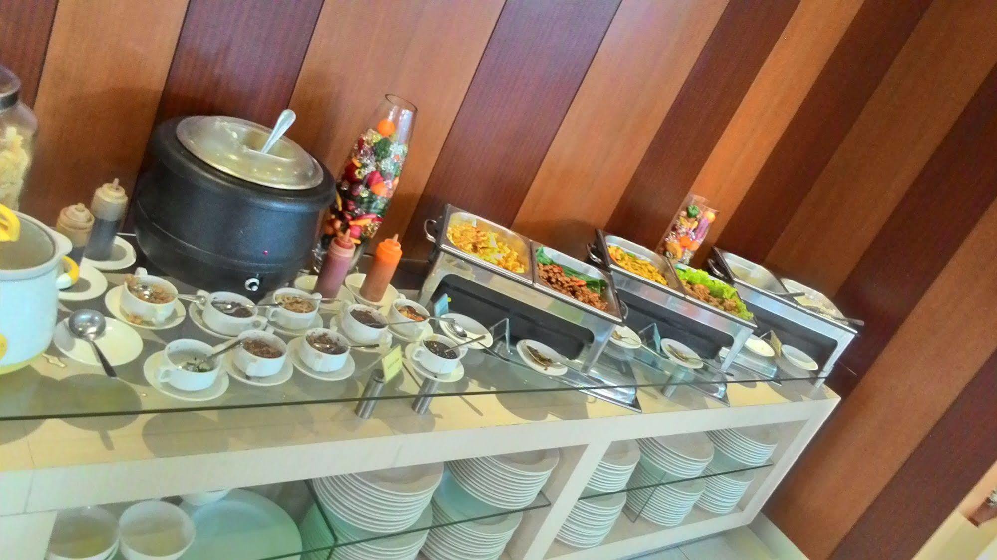 特贝特酒店 雅加达 外观 照片